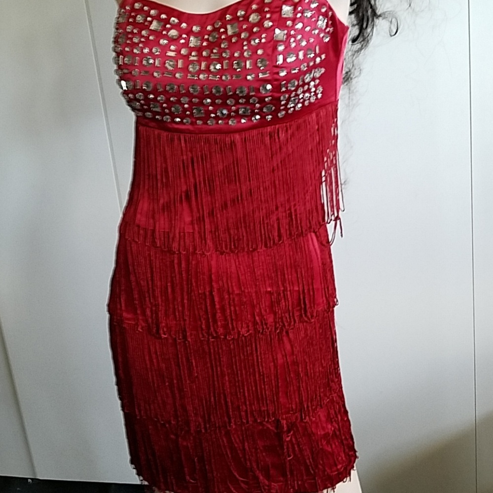 Dress - Picture 3 of 4